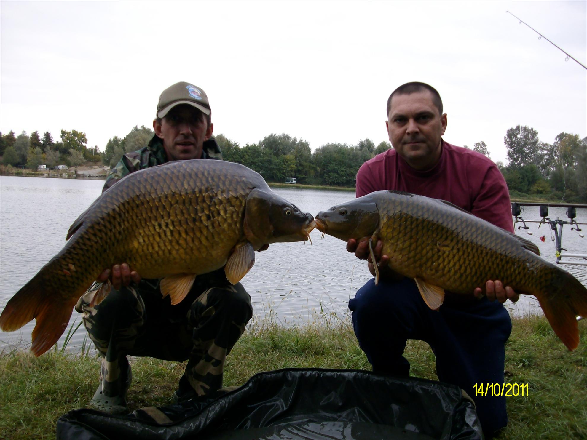 florian tanasa  Partide de pescuit cu prietenii. - alim0474.JPG